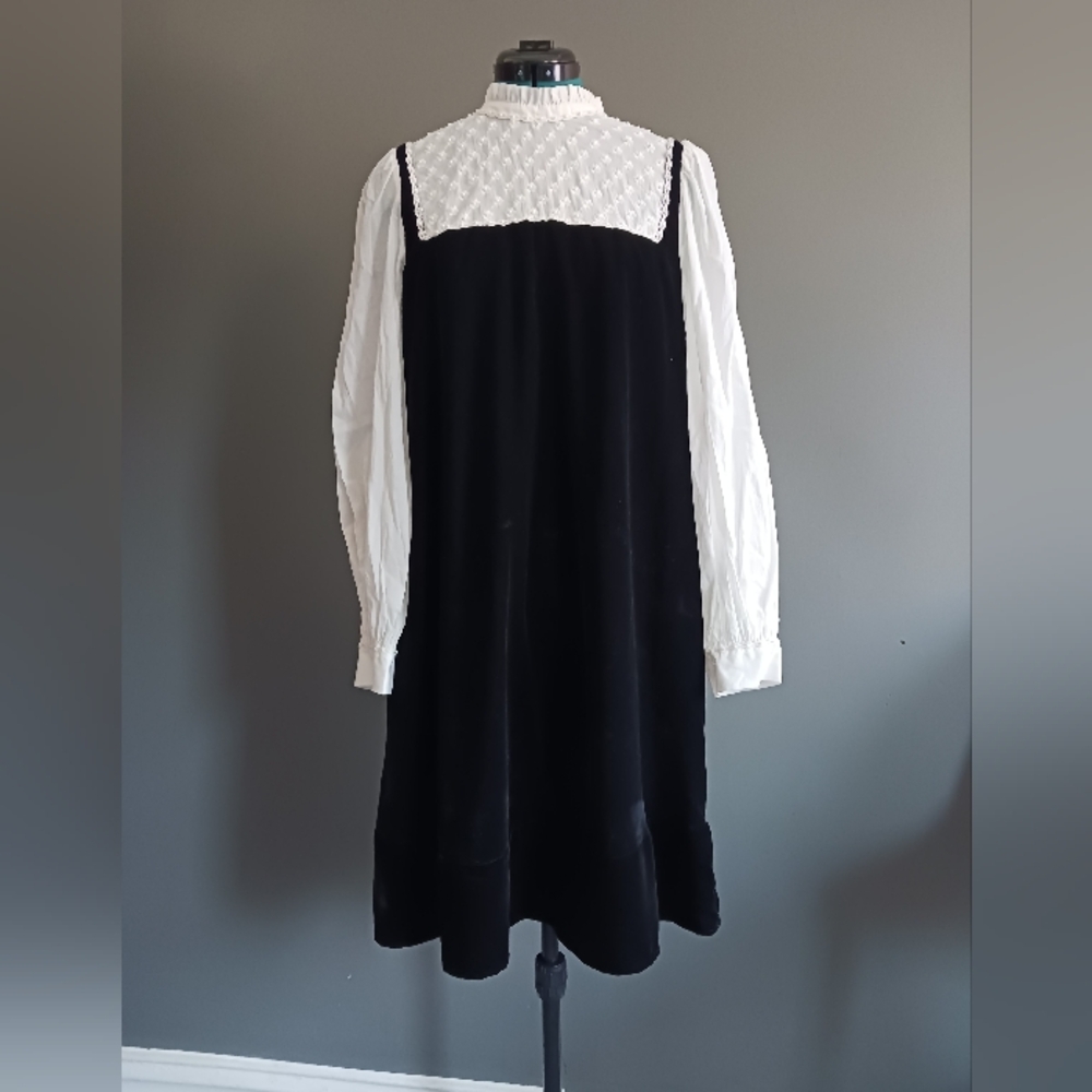 NWT & Other Stories Black Belvet Dress Size 12